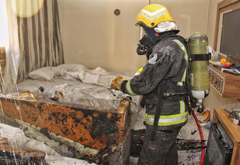 700 guests rescued after highrise hotel in Saudi catches fire