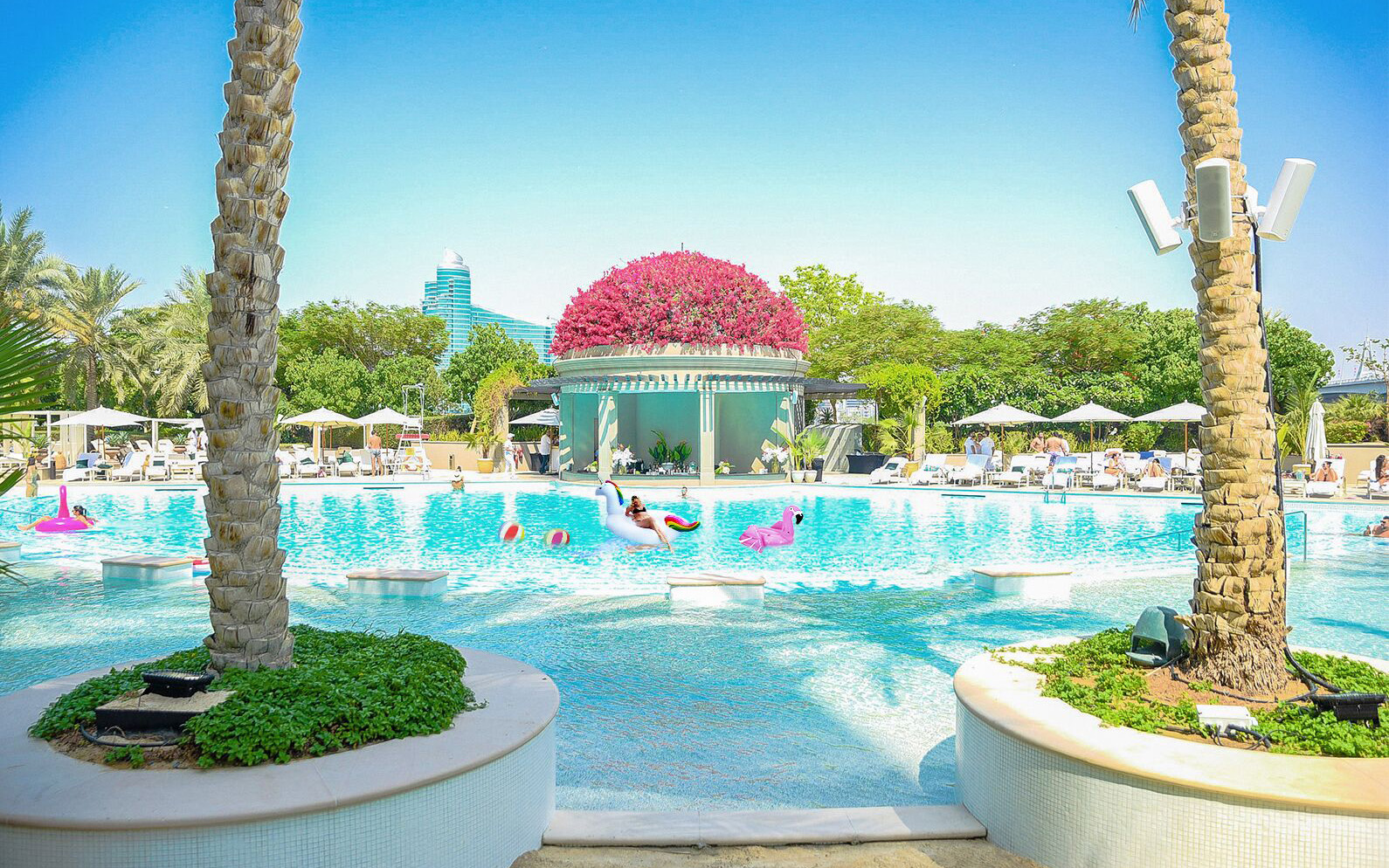 Free entry at La Piscina by Palazzo Versace Hotelier Middle East