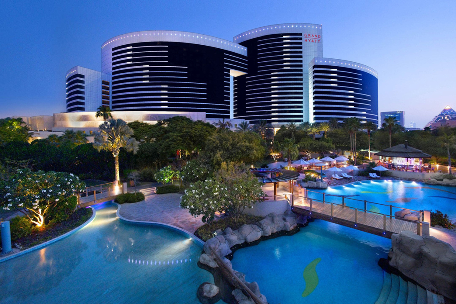 Hyatt continues to sell hotels as it focuses more on management and ...