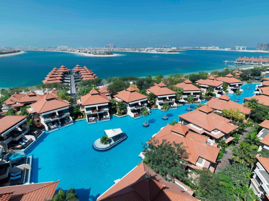 Anantara The Palm Dubai Resort is looking for a guest relations manager -  Hotelier Middle East