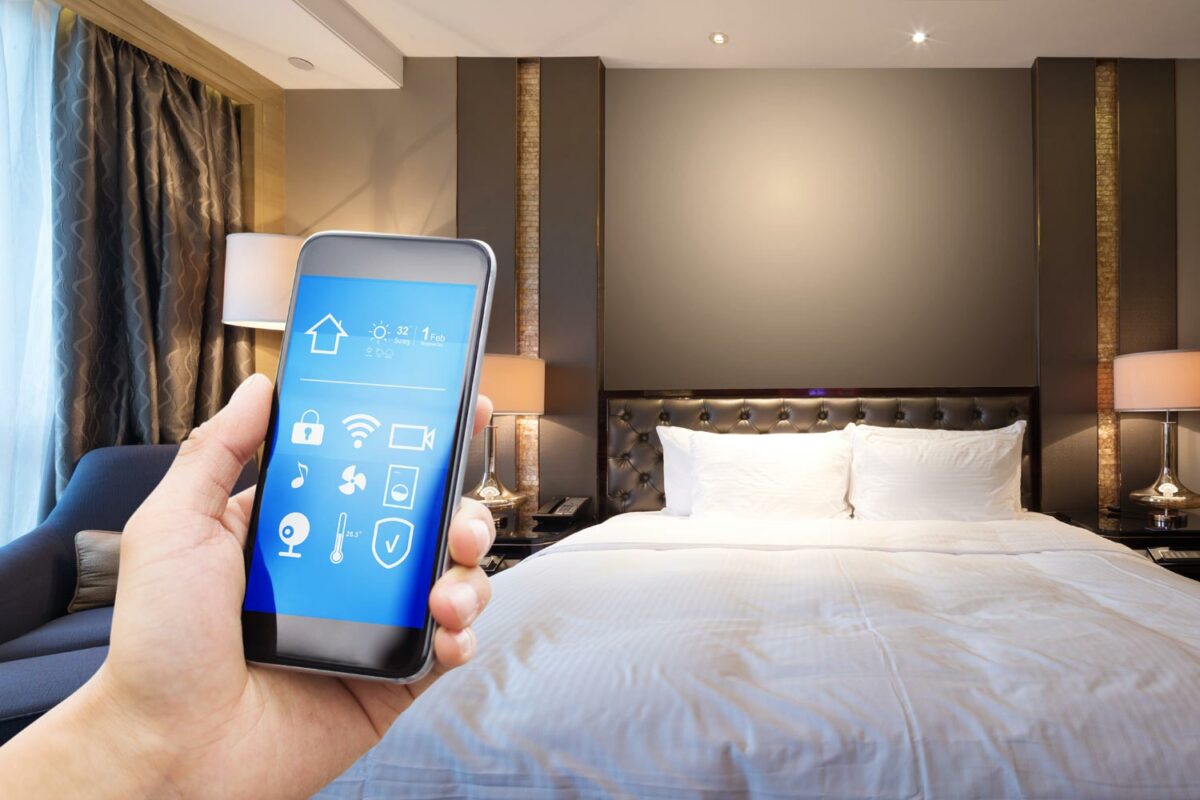 QR room codes connected to Hotel CRM