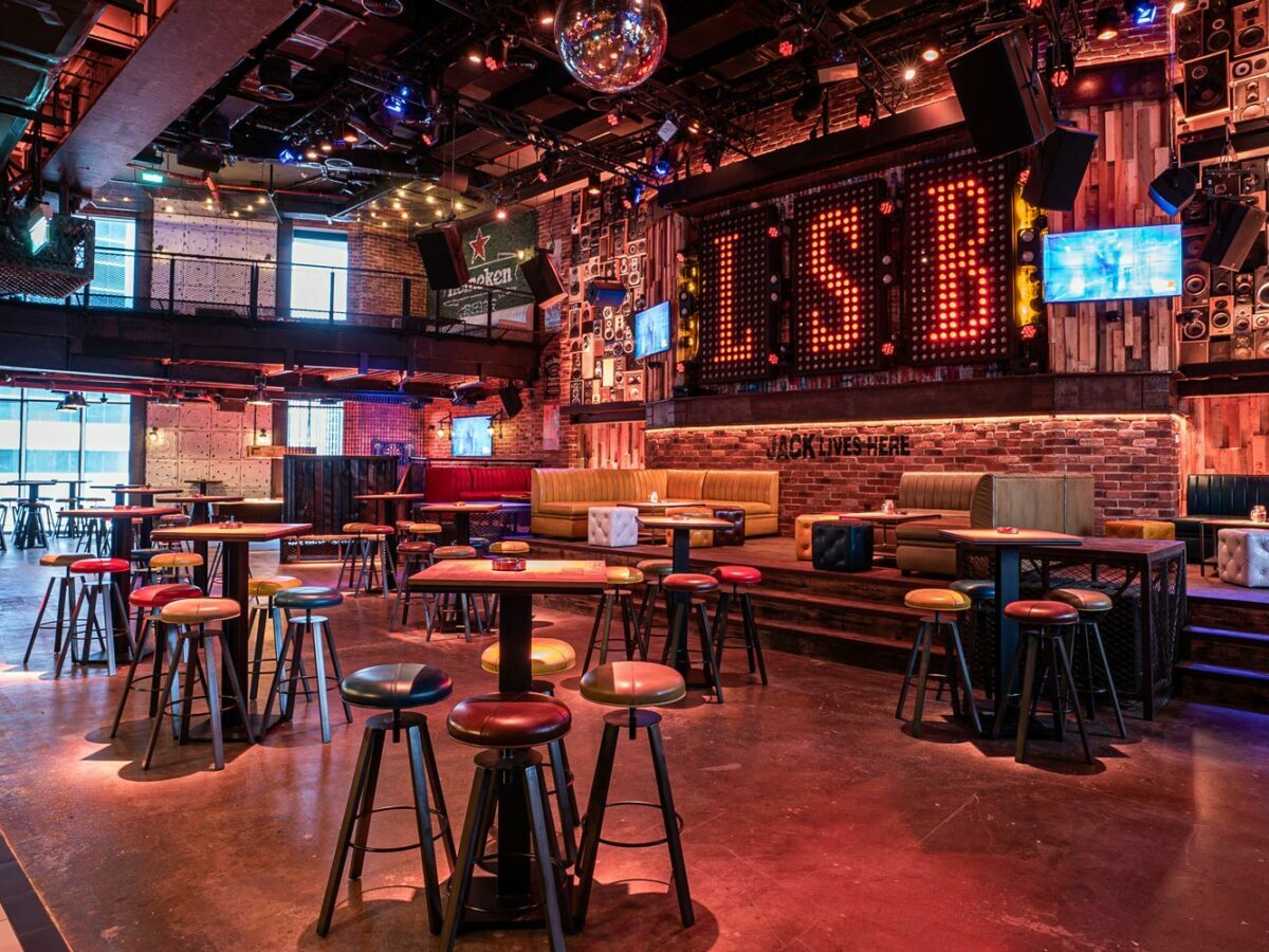 lock stock and barrel News, Views, Reviews, Comments & Analysis on