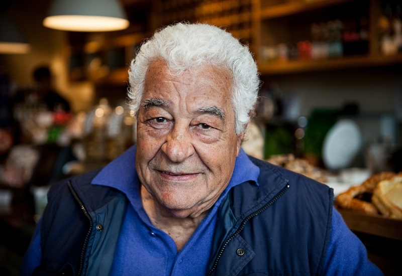 Antonio Carluccio. Antonio Carluccio.