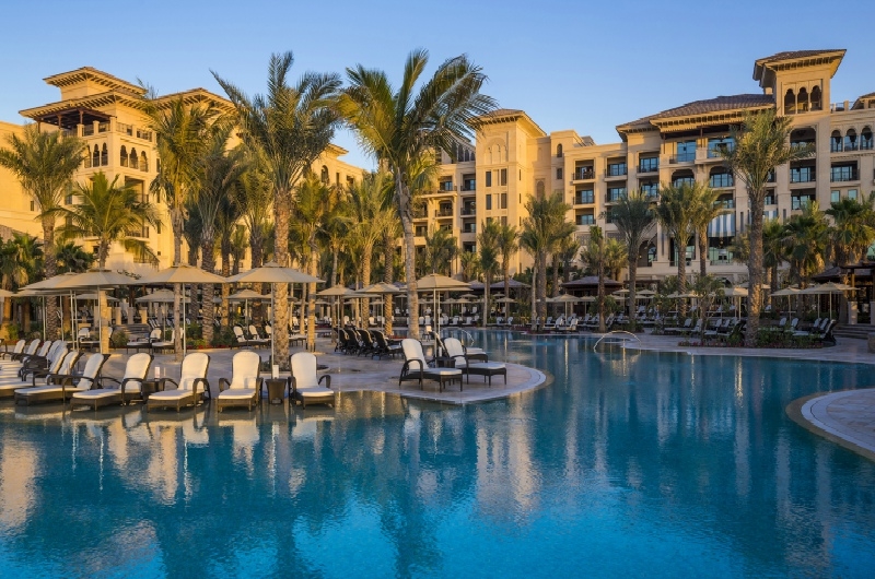 Four Seasons Dubai Jumeirah Beach. Four Seasons Dubai Jumeirah Beach.