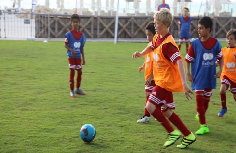 The football academy at Four Seasons Dubai Jumeirah Beach is set to take place October 16 to 20 and October 23 to 27, 2017. The football academy at Four Seasons Dubai Jumeirah Beach is set to take place October 16 to 20 and October 23 to 27, 2017.
