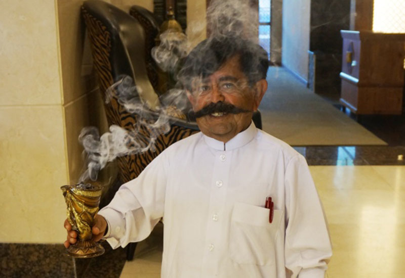Intizar Khan, Doorman Intizar Khan, Doorman