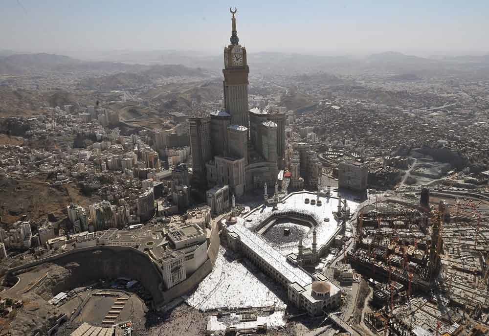 World S Largest Hotel In Ksa Faces Delay Back Of House Business Hotelier Middle East