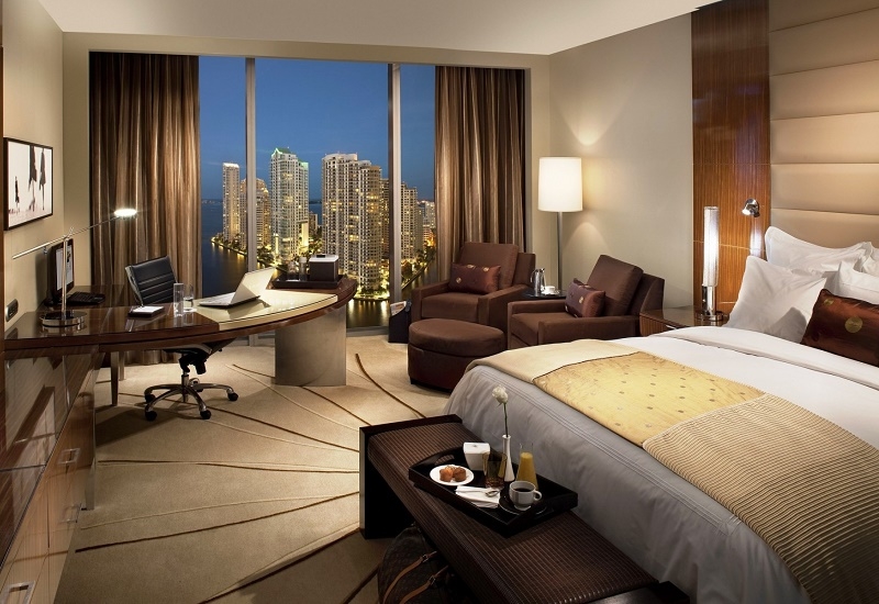 myRoom facilitates lighting, shading and temperature control. myRoom facilitates lighting, shading and temperature control.