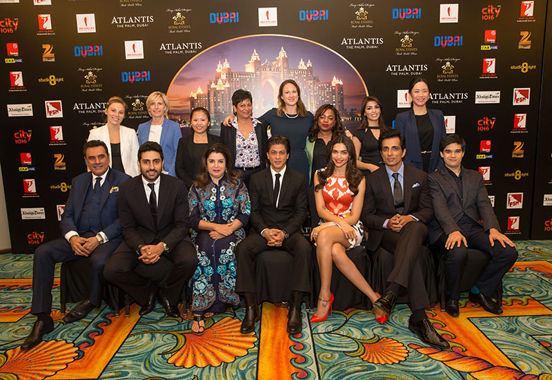 The cast of Happy New Year. The cast of Happy New Year.