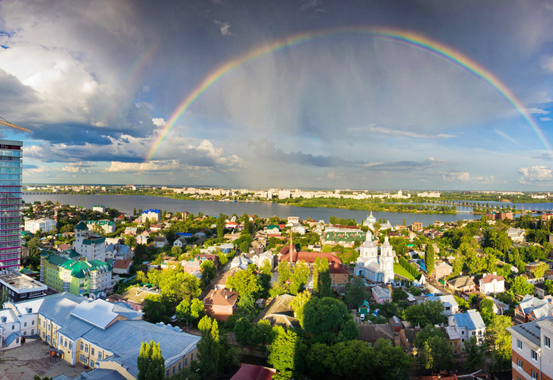 Voronezh is a major city in western Russia with a population of more than one million. Voronezh is a major city in western Russia with a population of more than one million.