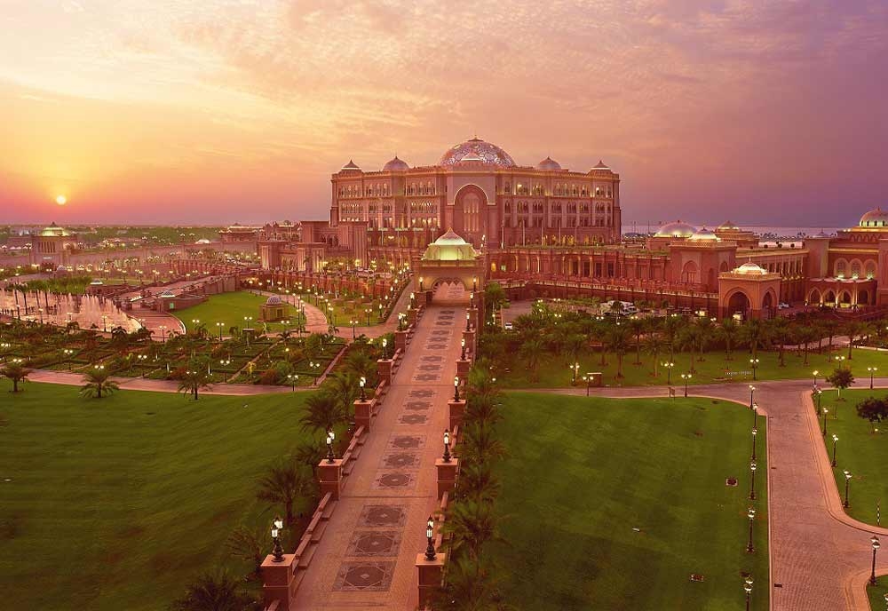 The Emirates Palace has reported that revenue per available room (RevPar) has reached one of its highest levels since the hotel was inaugurated in 2005. The Emirates Palace has reported that revenue per available room (RevPar) has reached one of its highest levels since the hotel was inaugurated in 2005.