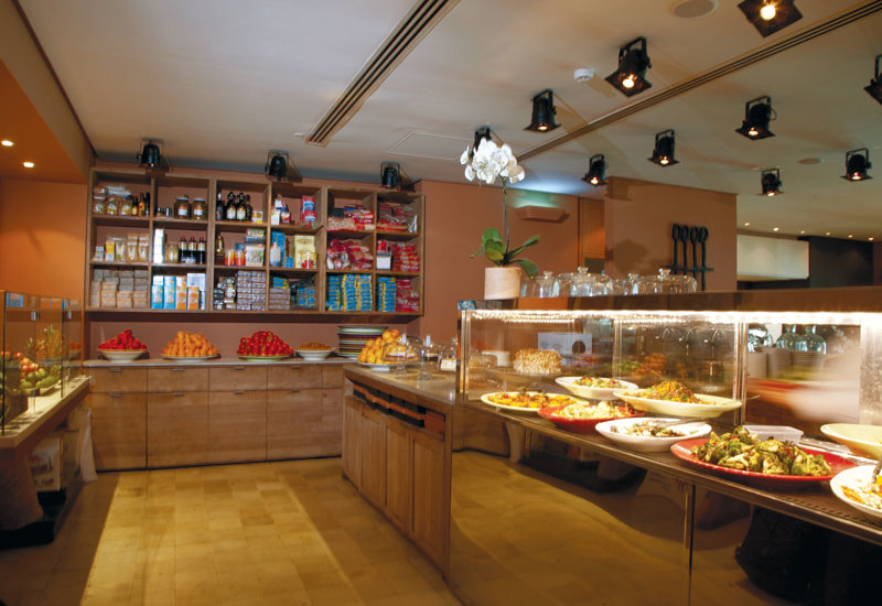 Baker & Spice, Souk Al Bahar. Baker & Spice, Souk Al Bahar.