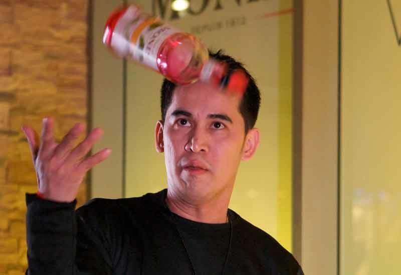 Jay Rufino demonstrates the moves that made him an X-Treme Flair winner. Jay Rufino demonstrates the moves that made him an X-Treme Flair winner.