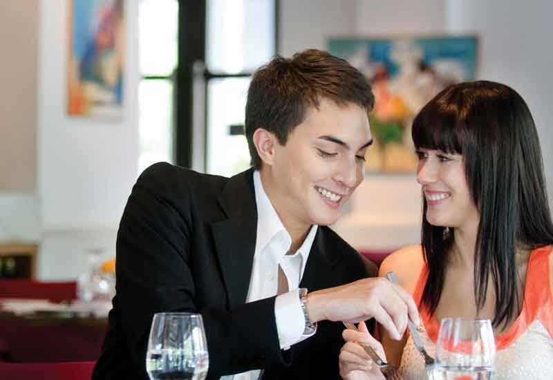 UAE diners will receive up to 30 percent food discount UAE diners will receive up to 30 percent food discount