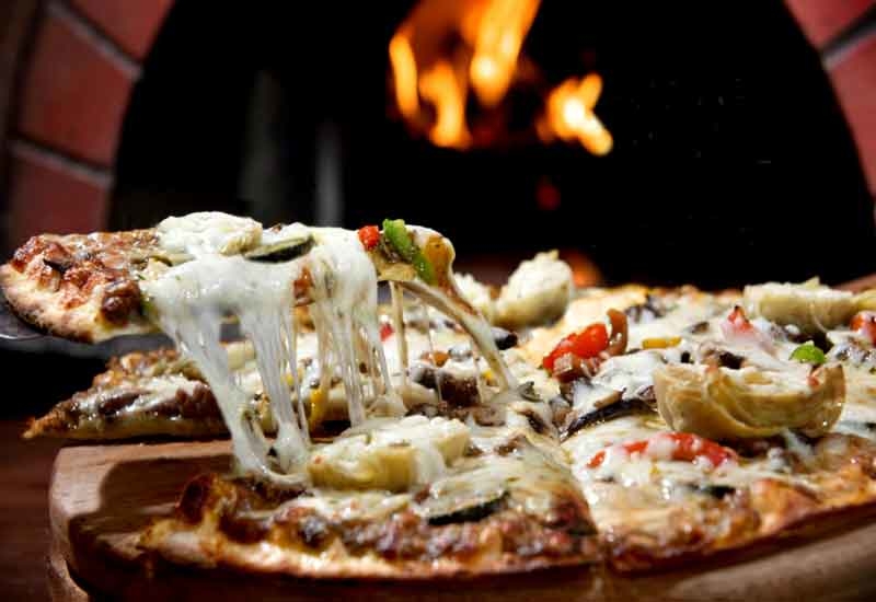 Are you the fastest pizza eater in the UAE? Are you the fastest pizza eater in the UAE?