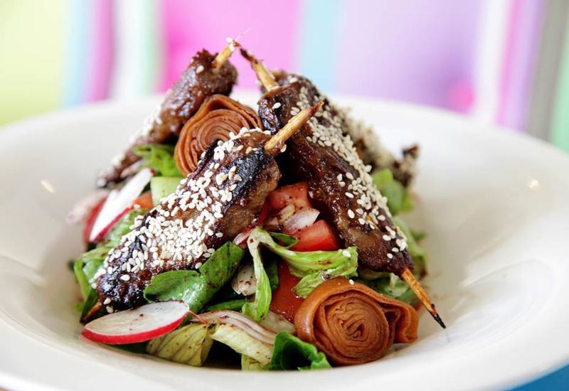 Cafe Blanc mixes traditional dishes with modern flair. Cafe Blanc mixes traditional dishes with modern flair.