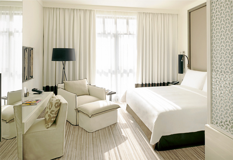 The Vida Deluxe Room, where natural light is emphasised and the Simmons and Muldorfer bed is a brand standard. The Vida Deluxe Room, where natural light is emphasised and the Simmons and Muldorfer bed is a brand standard.