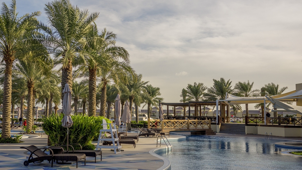 Bahrain, Egypt, Str, Revpar, Adr Bahrain, Egypt, Str, Revpar, Adr