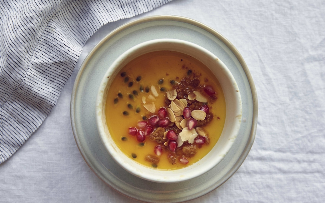 Saffron panna cotta Saffron panna cotta