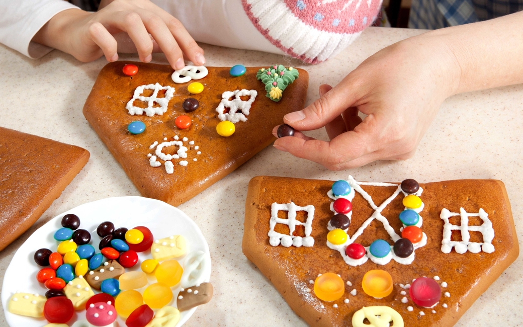 Gingerbread House workshops will be held for kids on December 7 and 21, from 11am to 1pm Gingerbread House workshops will be held for kids on December 7 and 21, from 11am to 1pm