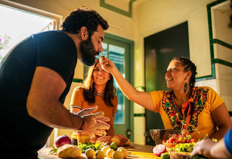 Airbnb Experiences has expanded with a ‘Cooking’ category Airbnb Experiences has expanded with a ‘Cooking’ category