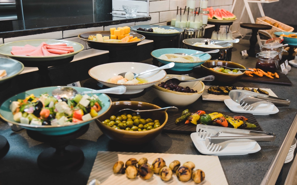 Feta Restaurant at Jannah Marina Bay Suites will be hosting a lunch buffet that will feature a range of Arabic dishes Feta Restaurant at Jannah Marina Bay Suites will be hosting a lunch buffet that will feature a range of Arabic dishes