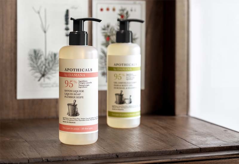 Inspired by the apothecary tradition and created with up to 98% of natural origin ingredients, the Apothicals by DAMANA line evokes the traditional craftsmanship of herbalists and has been created with hotel guests’ comfort in mind Inspired by the apothecary tradition and created with up to 98% of natural origin ingredients, the Apothicals by DAMANA line evokes the traditional craftsmanship of herbalists and has been created with hotel guests’ comfort in mind