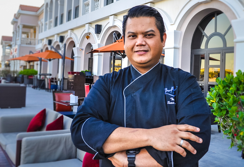 The Ritz - Carlton Abu dhabi, Grand Canal sous chef Tanujidera Lande The Ritz - Carlton Abu dhabi, Grand Canal sous chef Tanujidera Lande